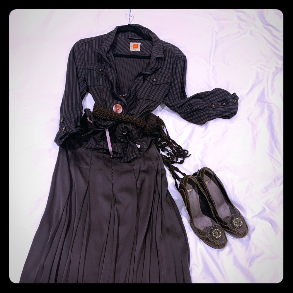 Hugo Boss-Designer  classy outfit. - Picture 2 of 6